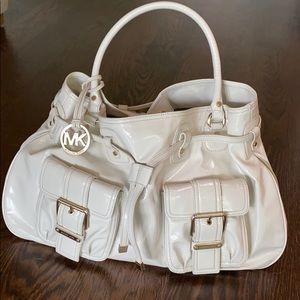 “ New” Michael Kors XLarge Desert Leather Satchel